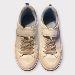 H&M (1) White Sneakers